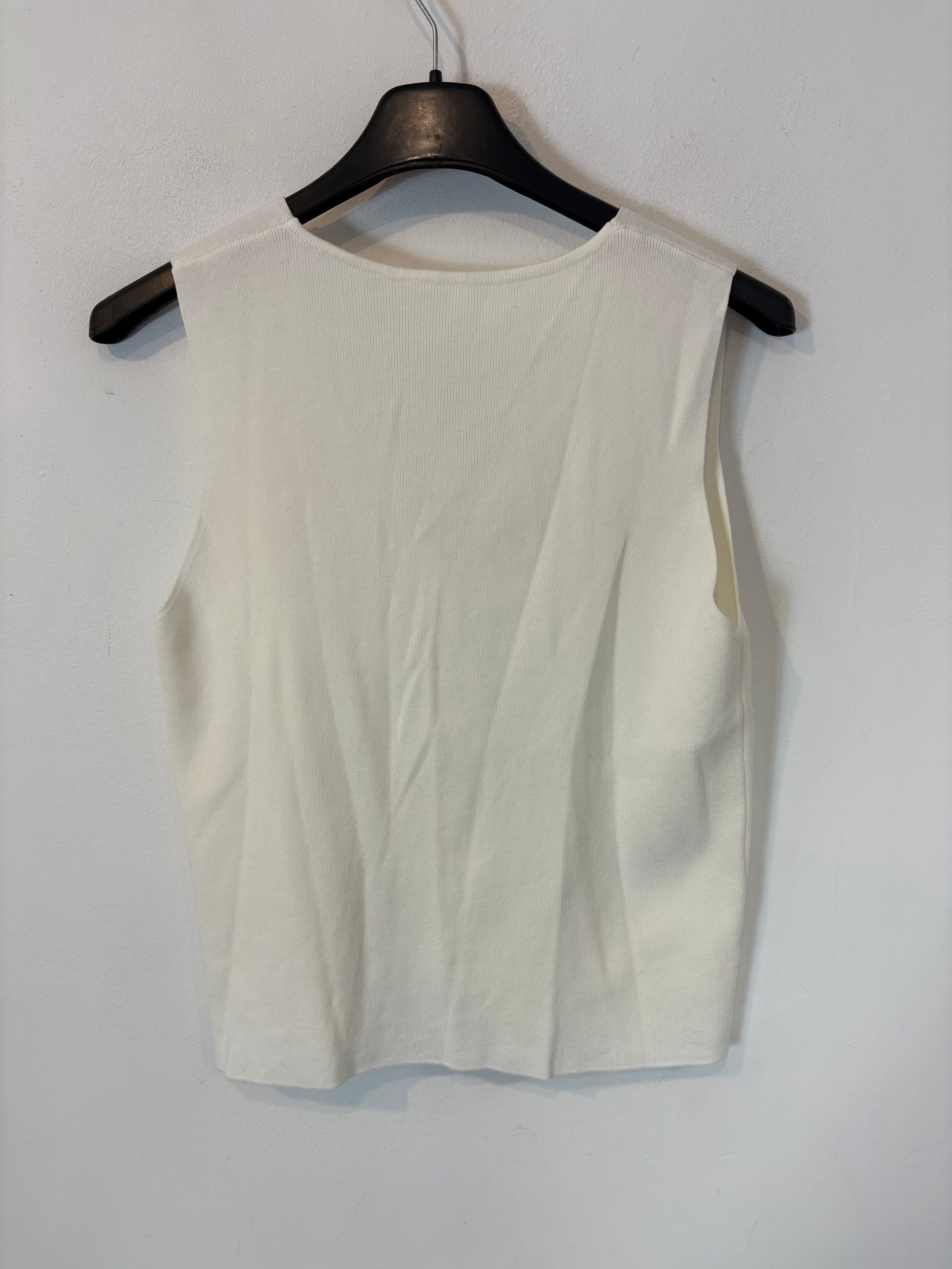 BARILOCHE. Houndstooth trousers size 36