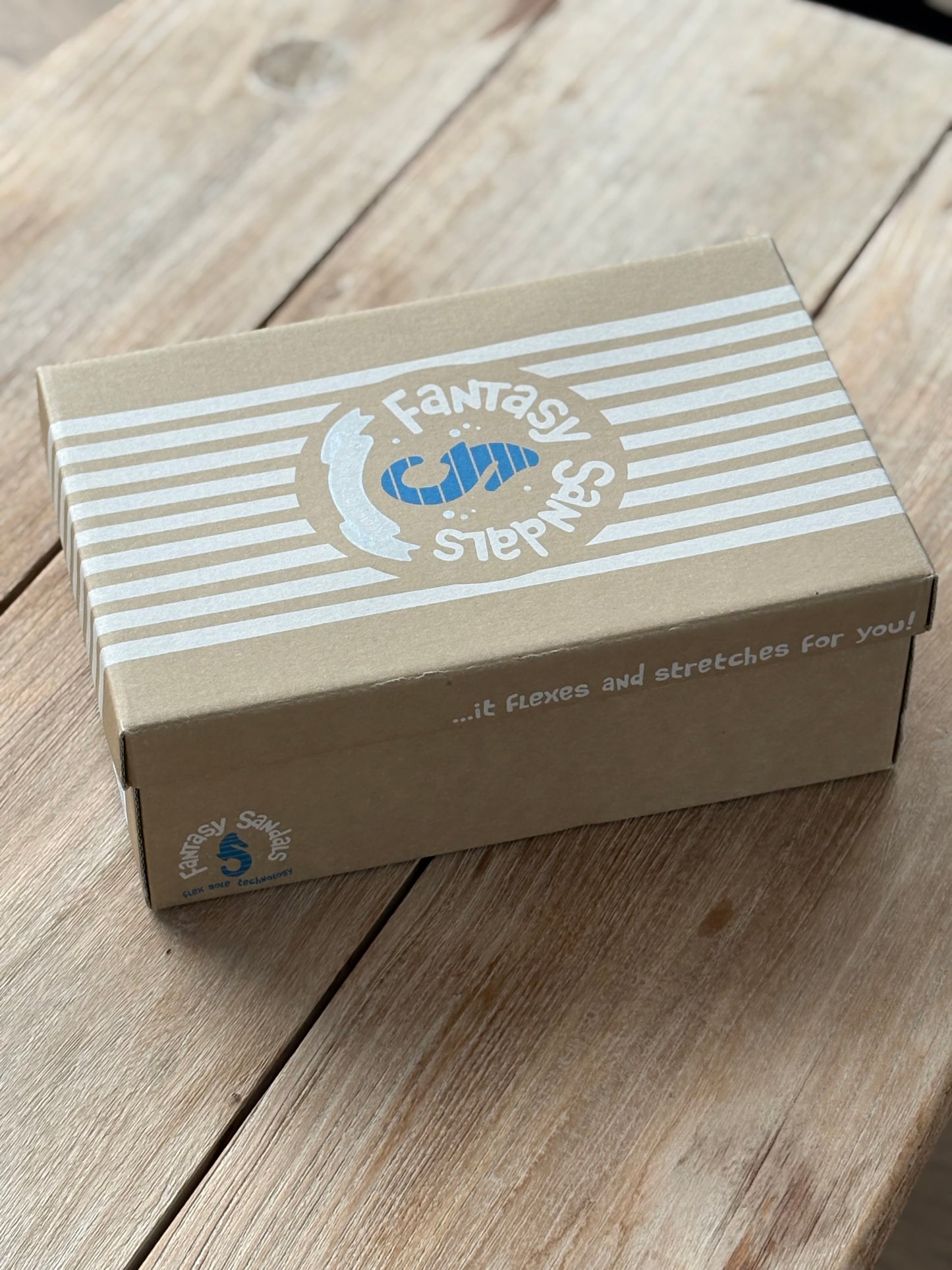 FANTASY SANDALS. Sandalia piel marrón hebillas. T 40