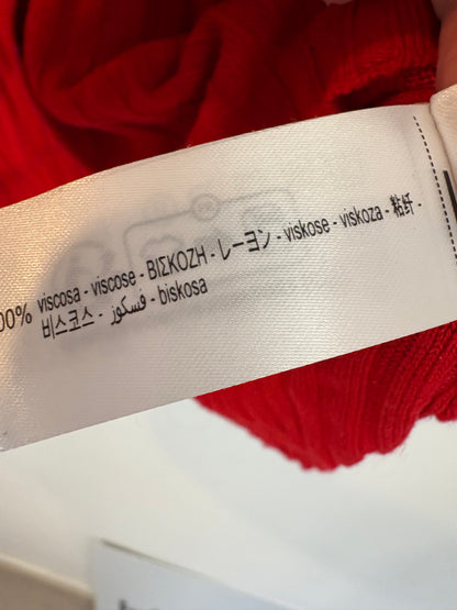 ZARA. Top rojo canalé. T M