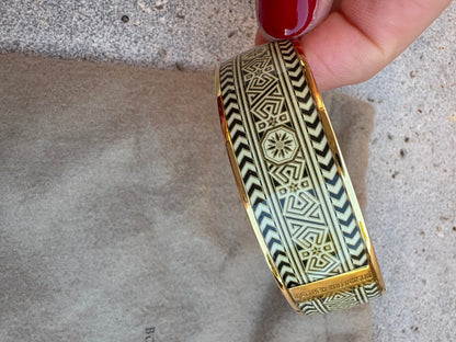 MATTHEW WILLIAMSON. Pulsera doradas dibujos étnicos