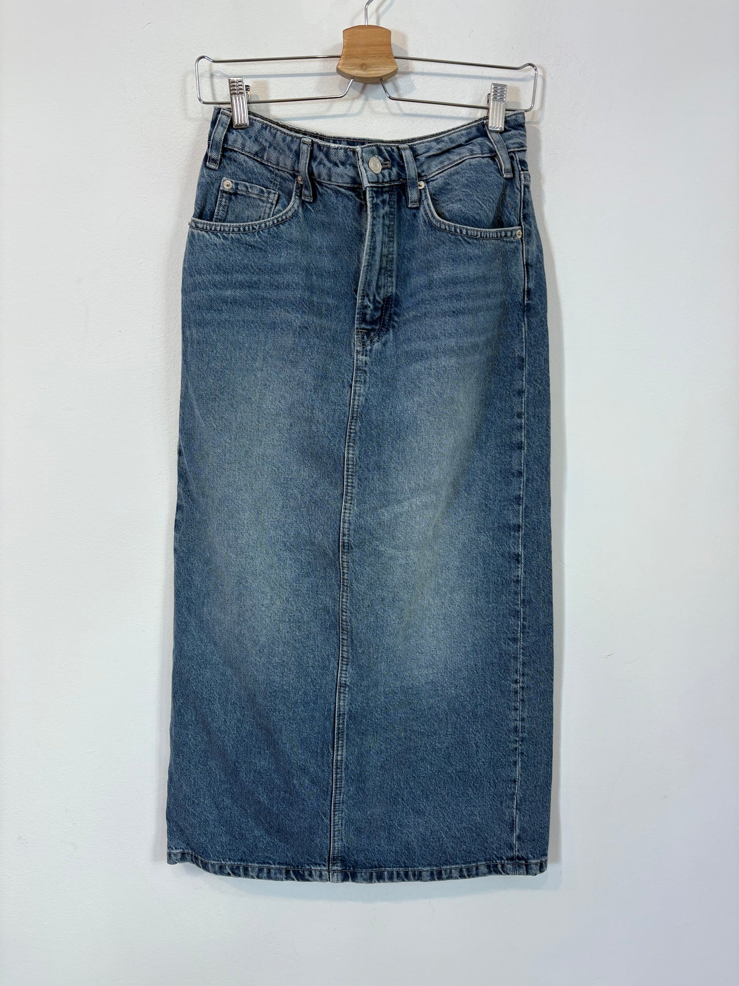 MASSIMO DUTTI. Falda denim midi