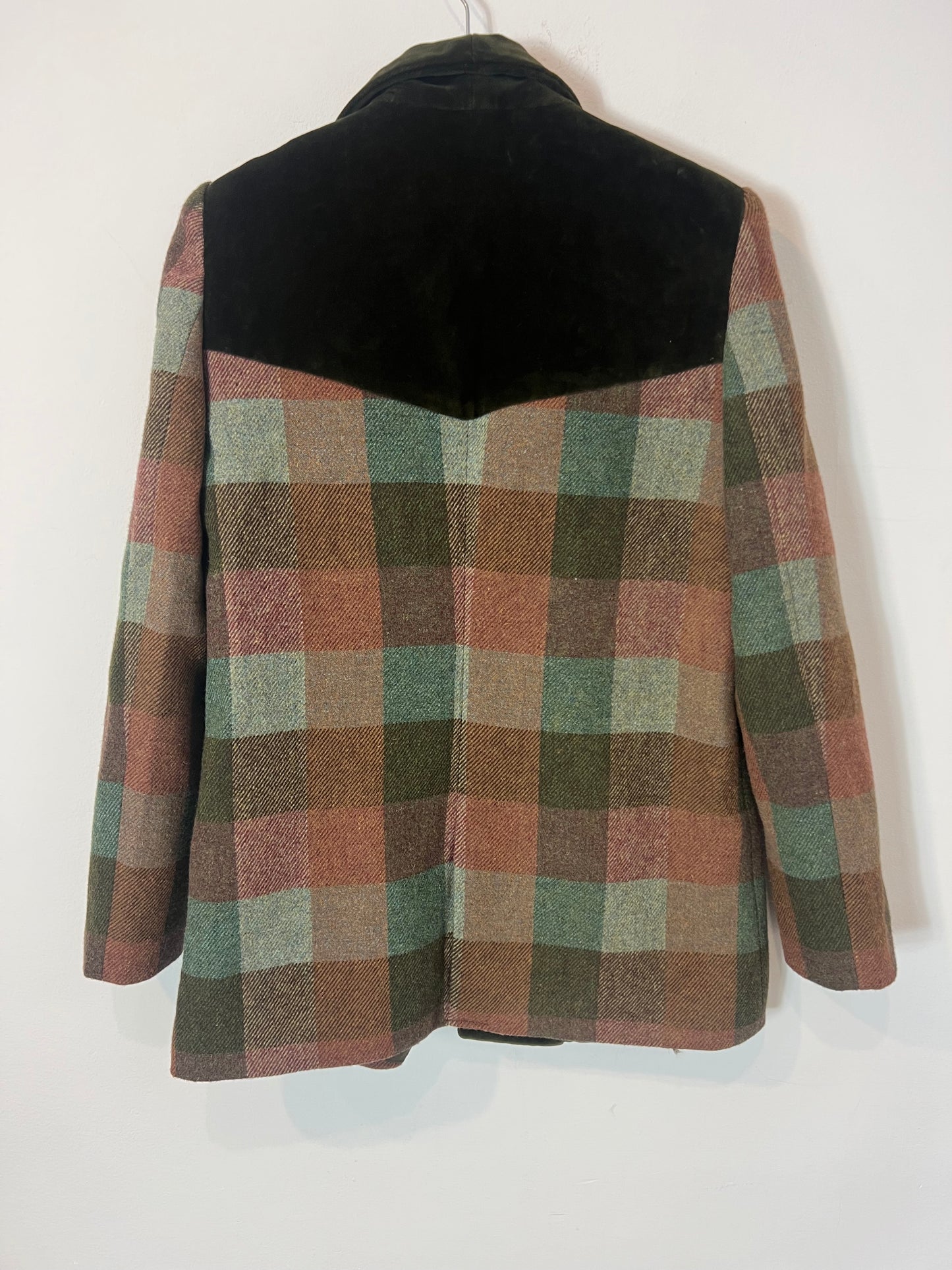 BYAN. Blazer cuadros lana con detalles en terciopelo. T S