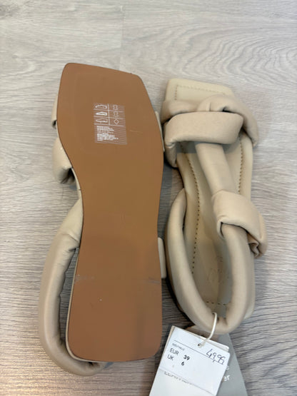 H&M. Sandalia piel cruzadas beige. T 39