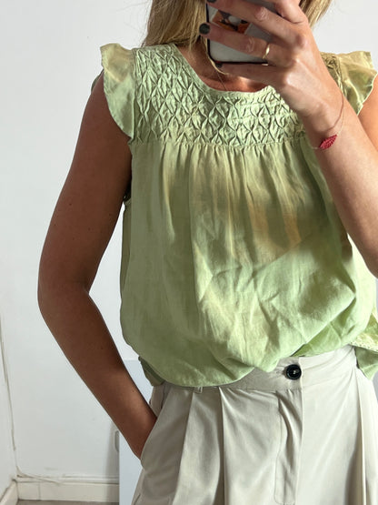 INDI &amp; COLD. Green textured sleeveless top. TM