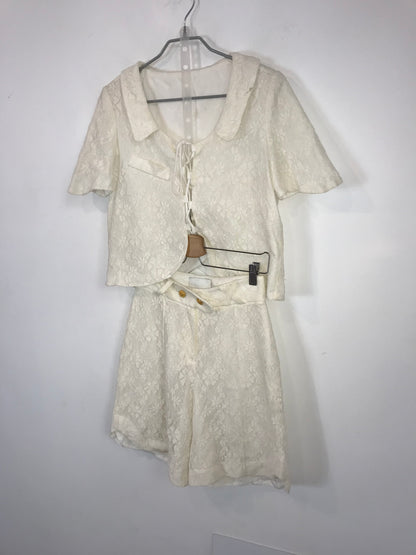 CILINA. Conjunto top y bermuda encaje