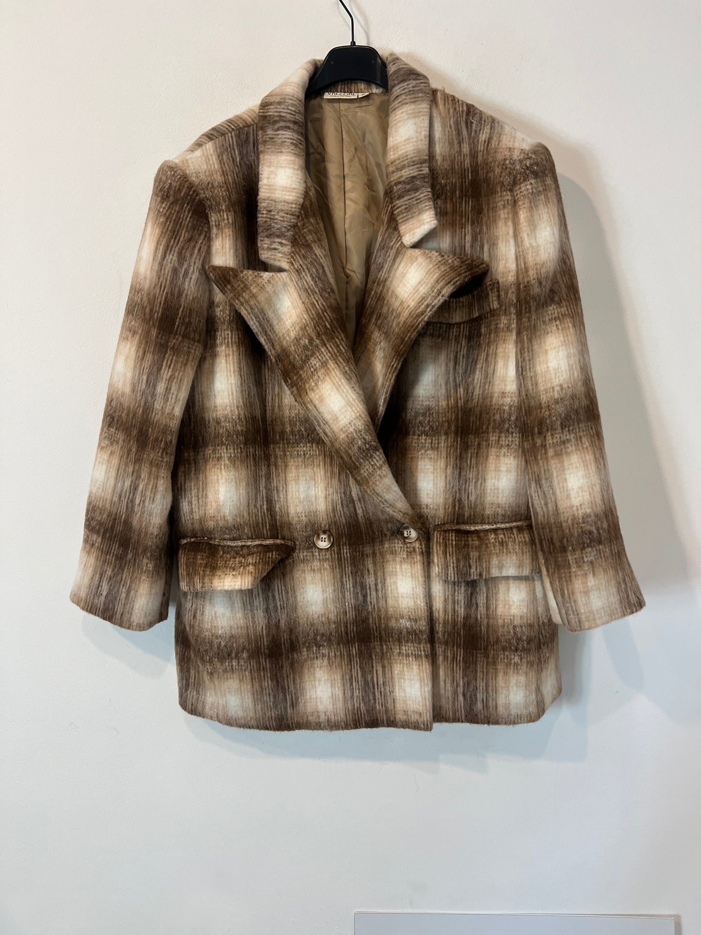 IMAN. White ribbed top Tm