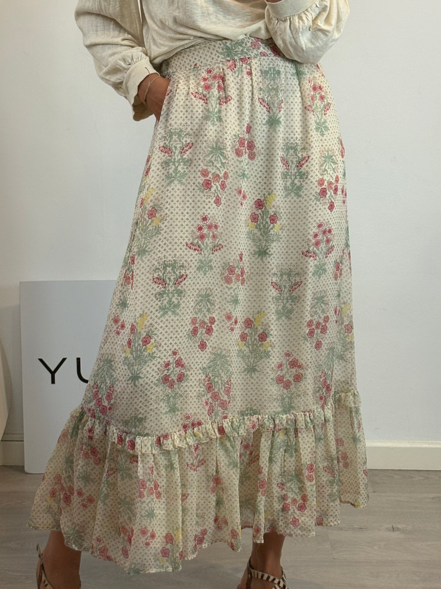 INTROPIA. Printed midi skirt T.xs
