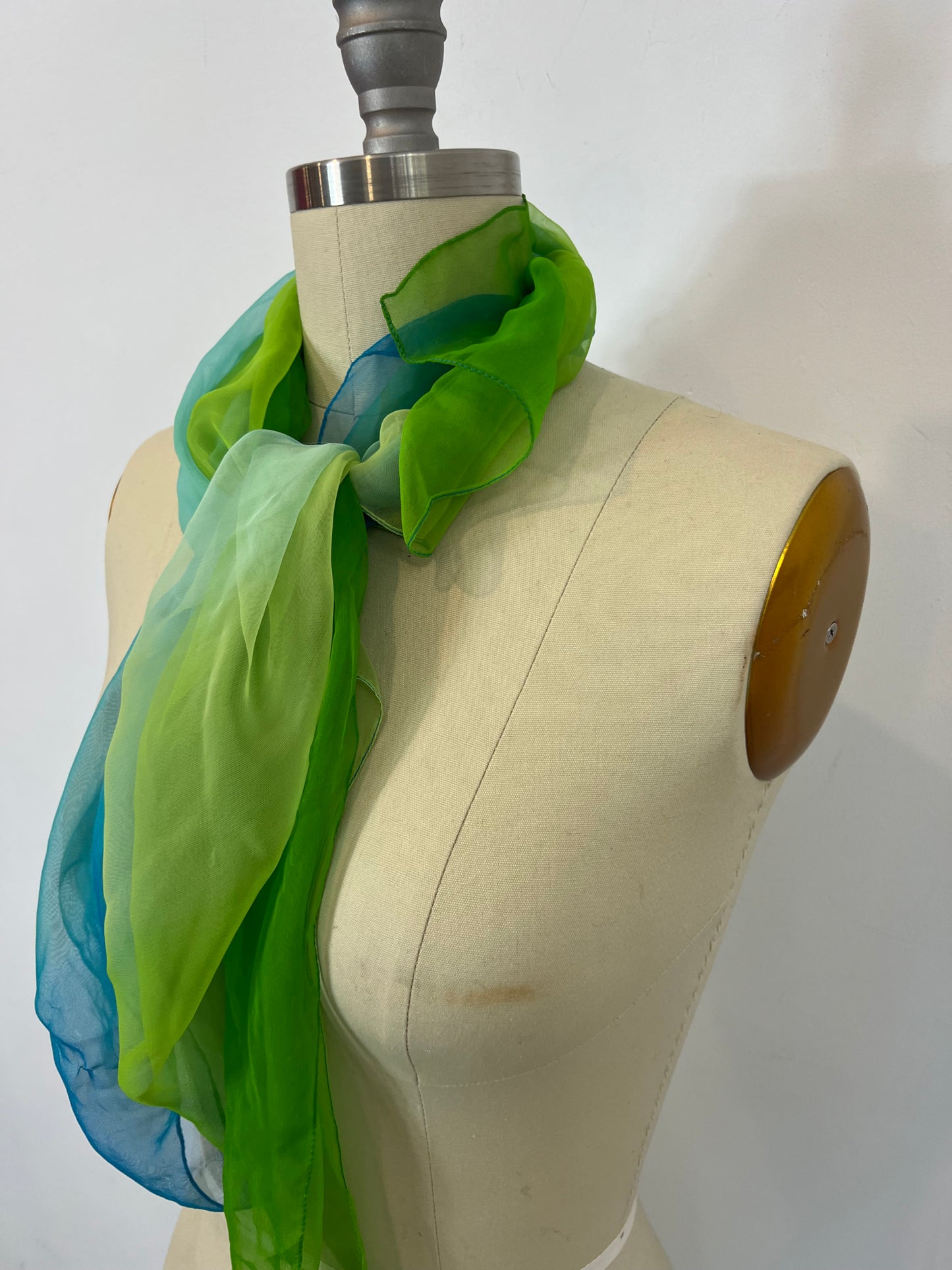 OTRAS. Pañuelo tonos flúor