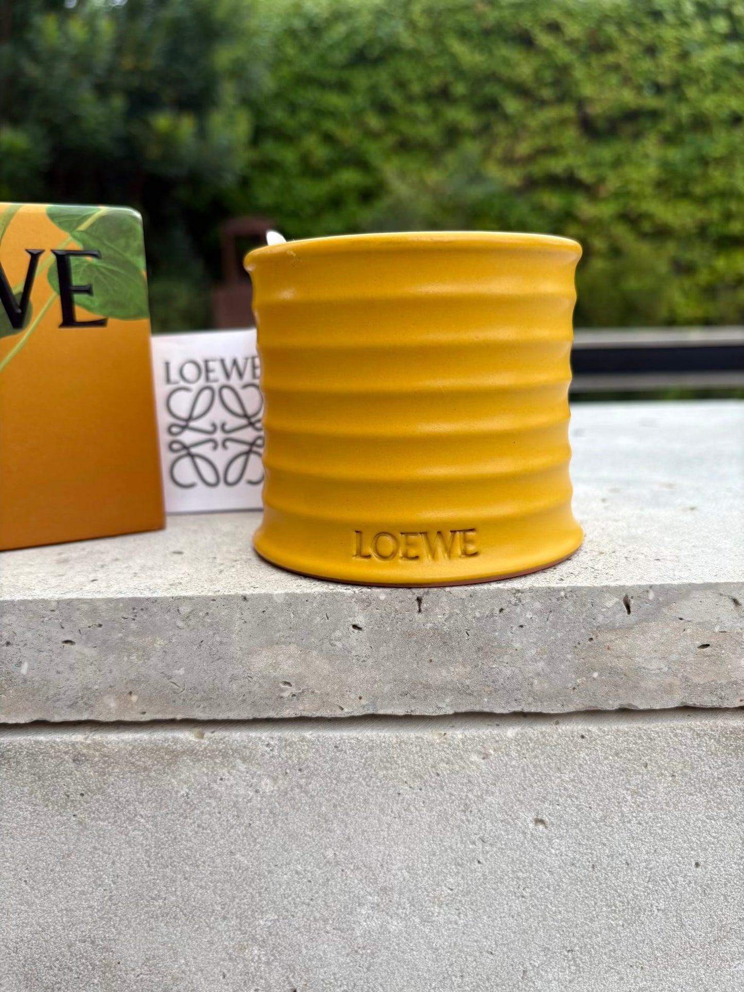 LOEWE. Vela aromática