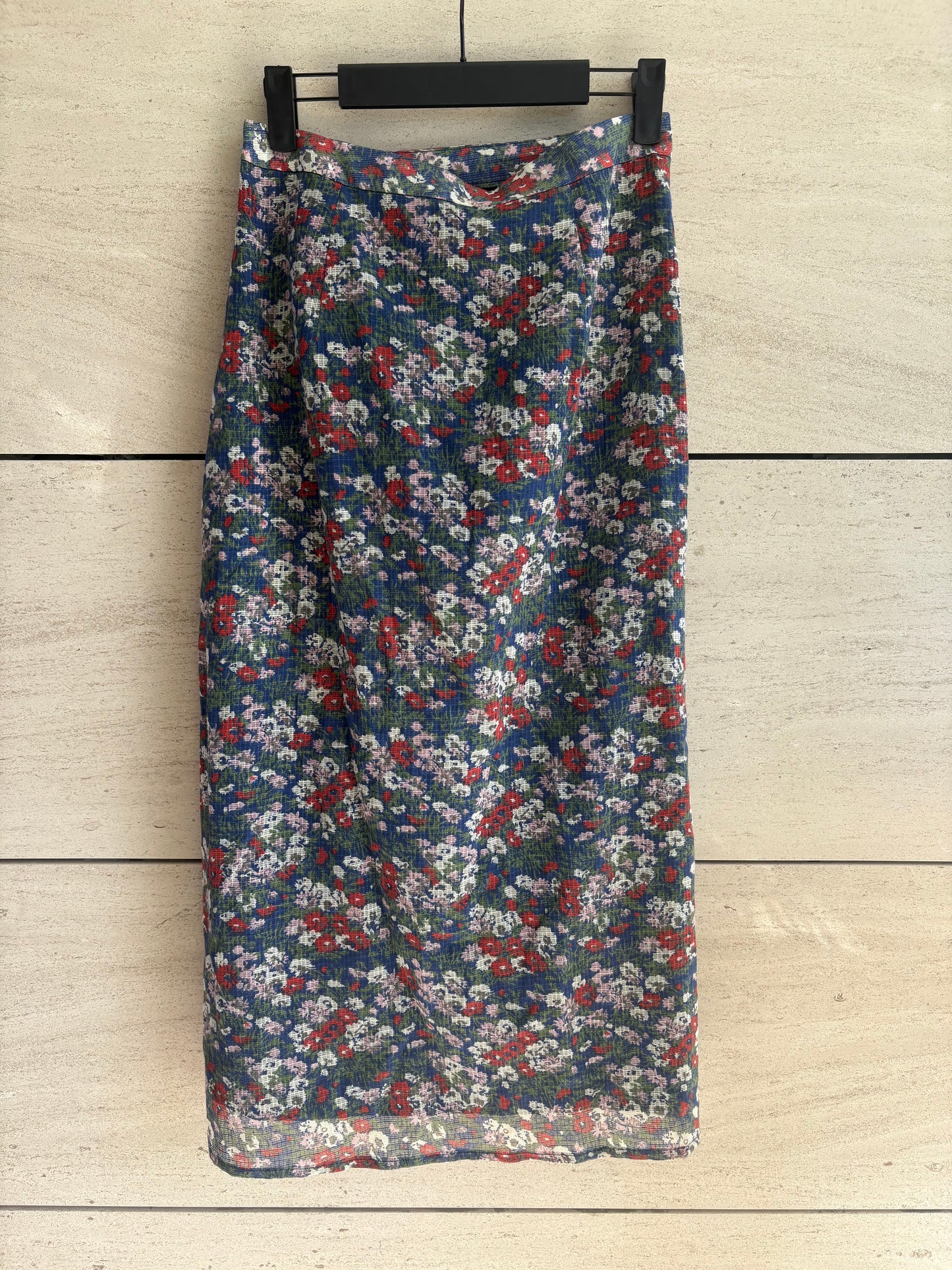 MASSCOB. Falda midi estampada volante mezcla