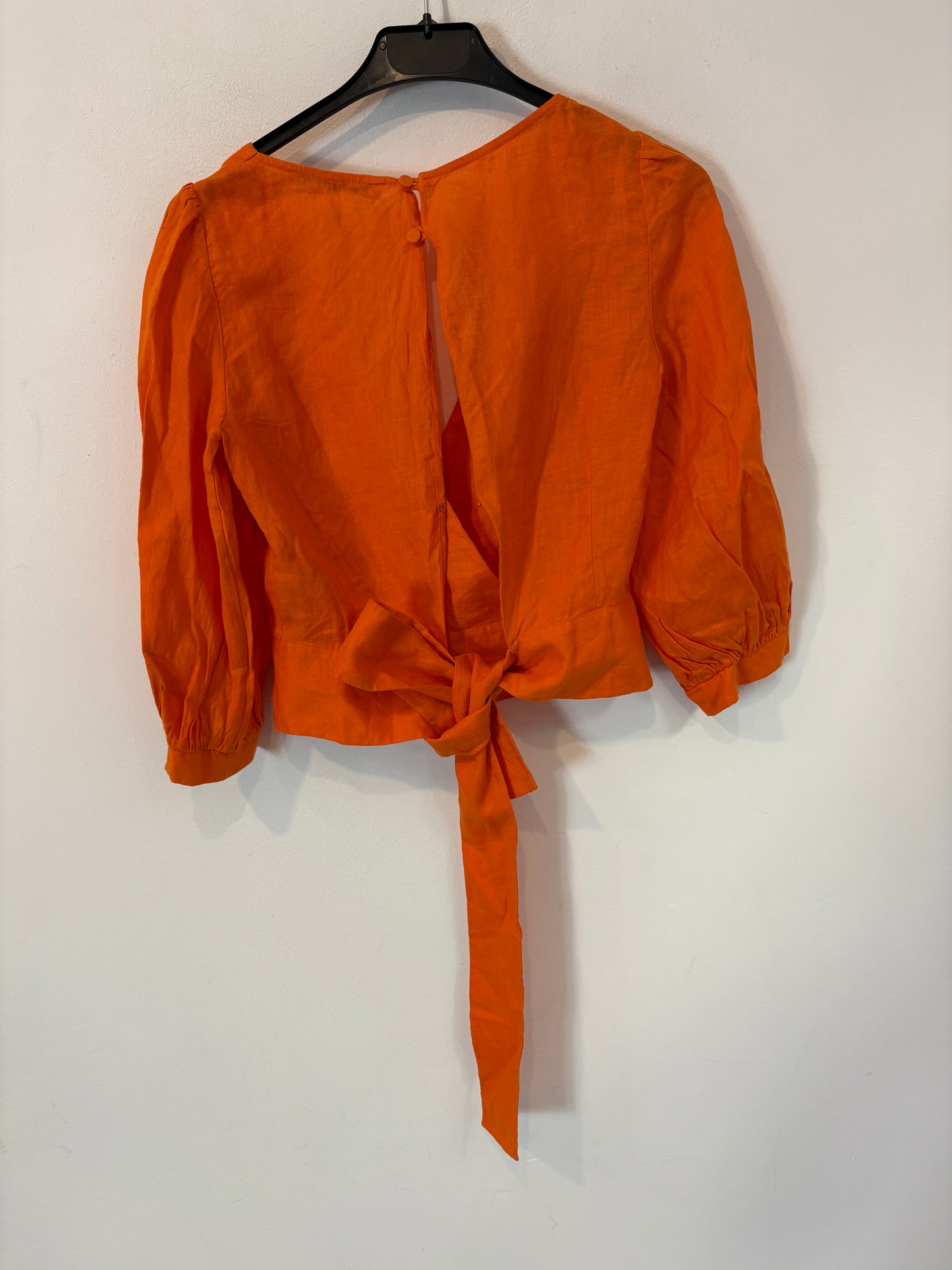 MASSIMO DUTTI. Short green skirt with pocket T.xs