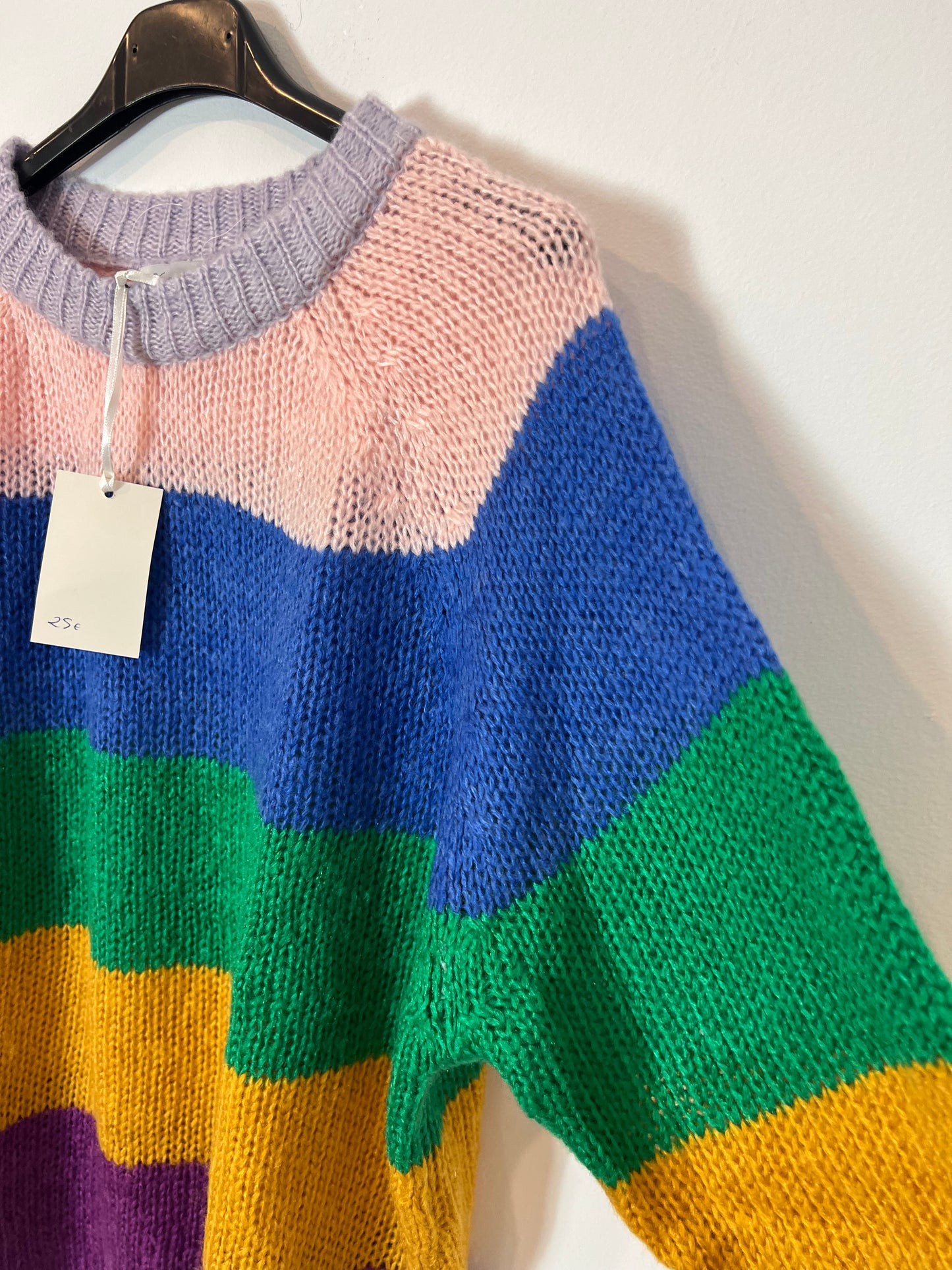 BLOOM. Striped sweater in your colors