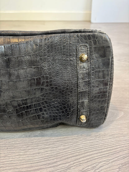 OTRAS. Bolso de mano gris piel