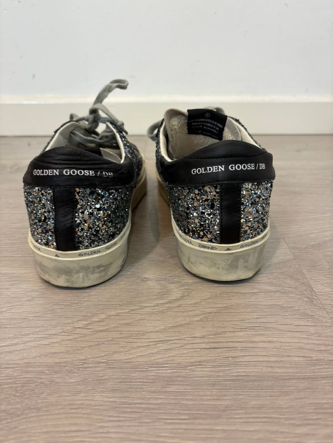 GOLDEN GOOSE. Zapatillas glitter Limited Edition. T 39