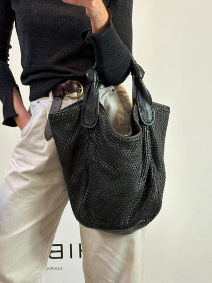 UTERÜE. Bolso negro piel shopper