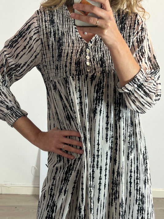 OTRAS. Vestido midi beige detalles negros TU(S)