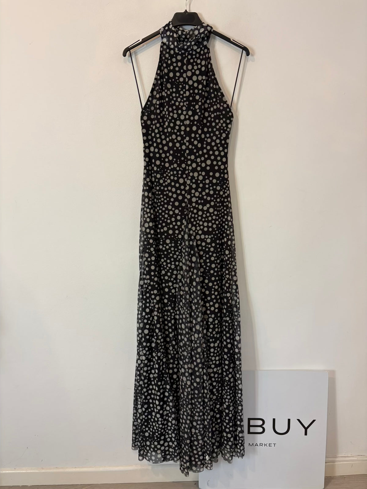 ZARA. Vestido largo negro lunares