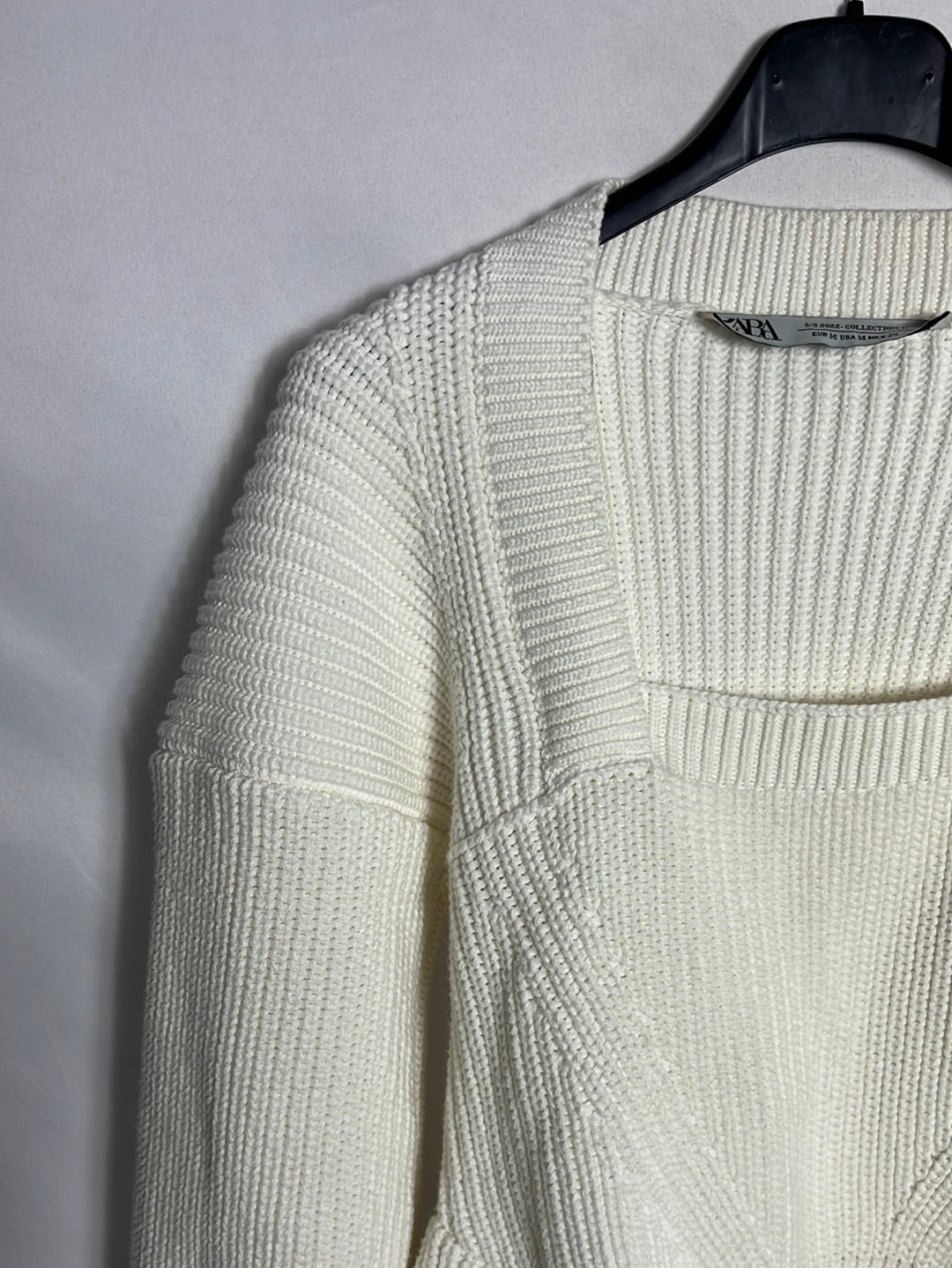 ZARA. Jersey color crudo detalles. T M