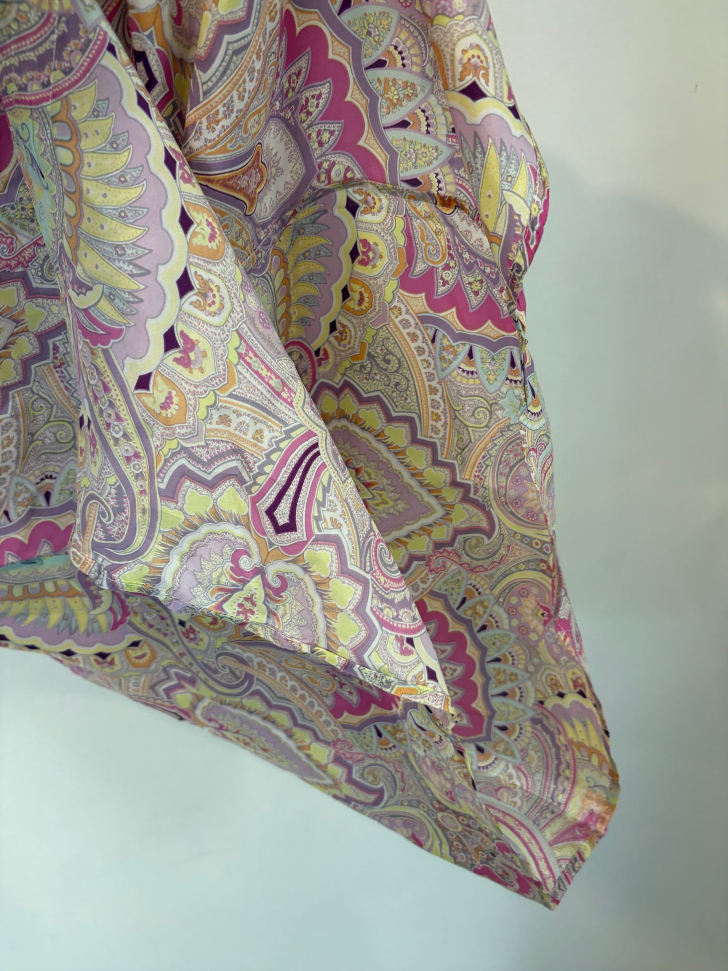ZARA HOME. Vestido corto camsiero seda