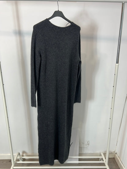 ZARA. Vestido largo punto gris T.s