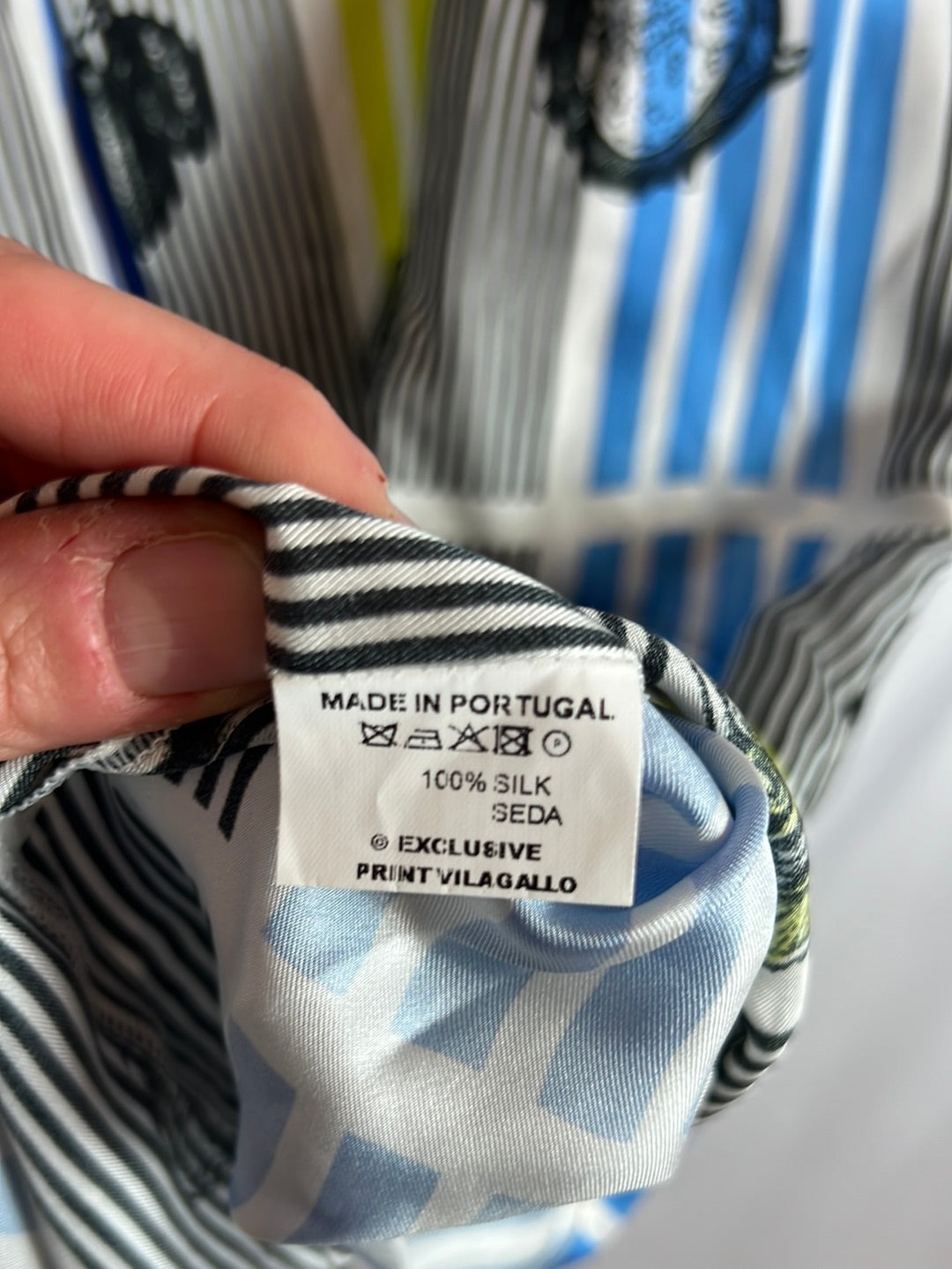 VILAGALLO. Printed silk dress in colors. Size 40