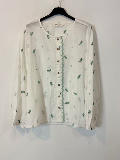 INDI & COLD. Blusa blanca algodón bordados