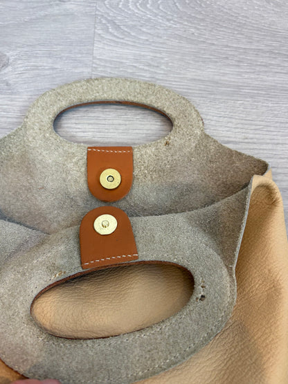 OTRAS. Bolso de mano piel
