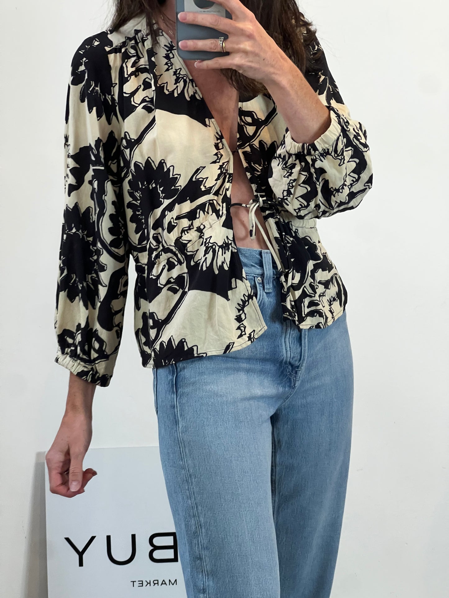 BA&SH. Blusa estampada lazadas
