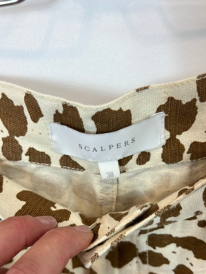 SCALPERS. Pantalón culote animal print T.38