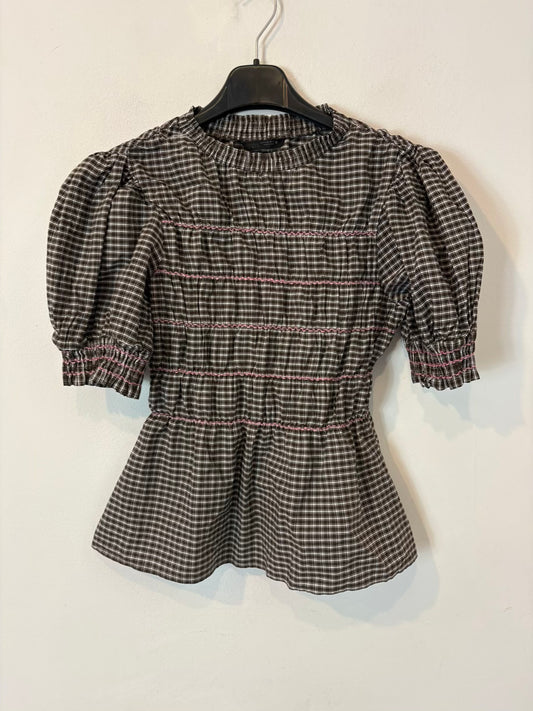 ZARA. Blusa fruncidos detalles bordados