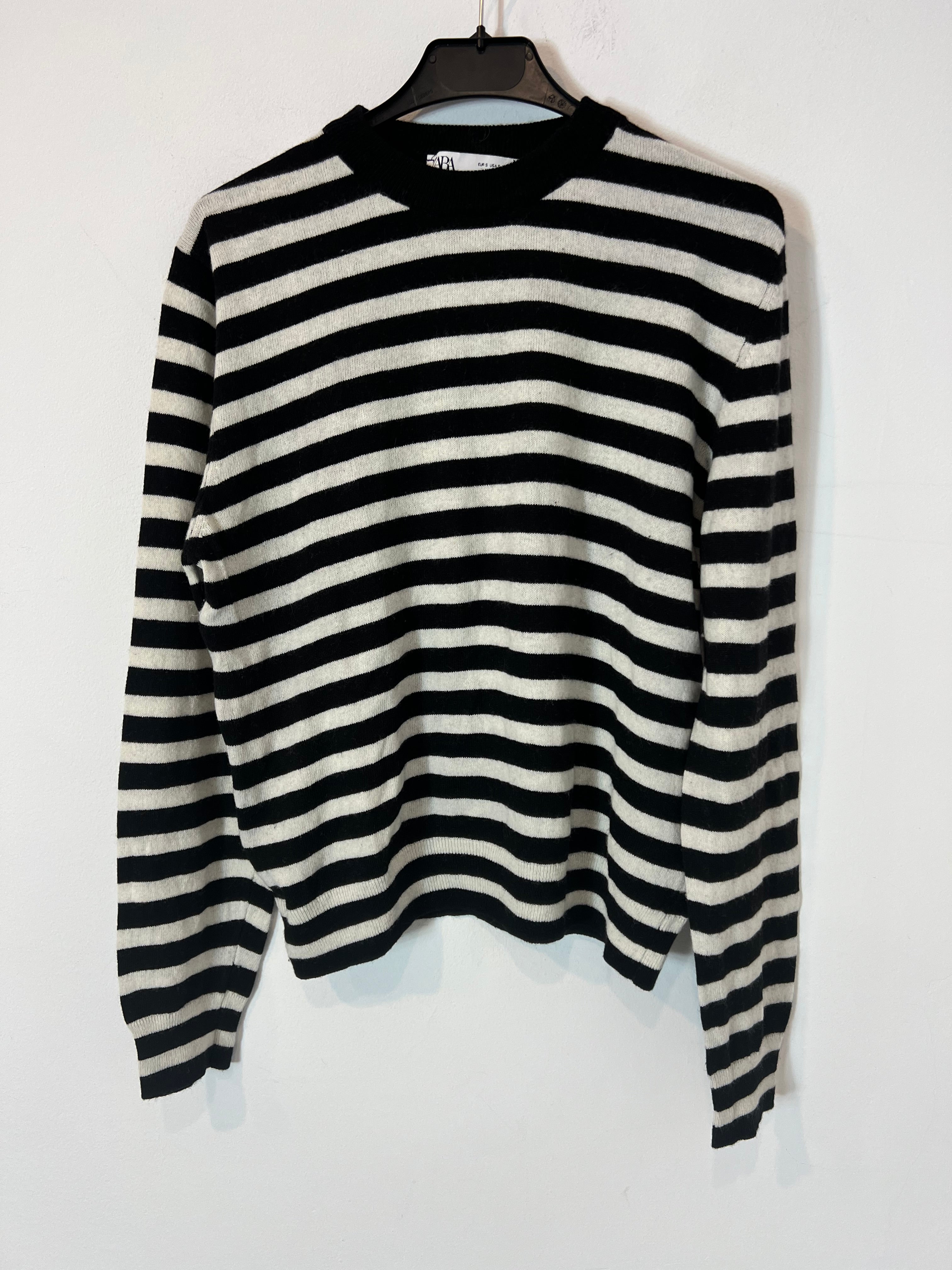 jersey rayas blancas y negras zara