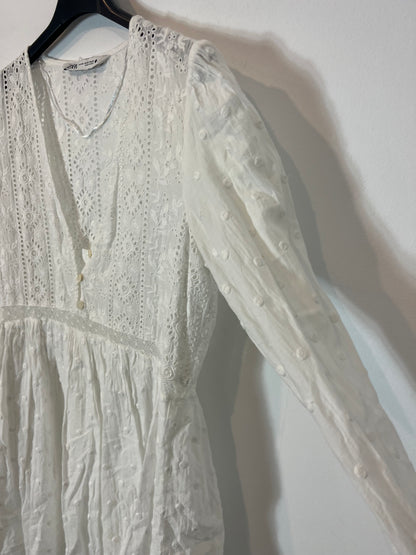 ZARA. Vestido doble textura blanco  T.xs