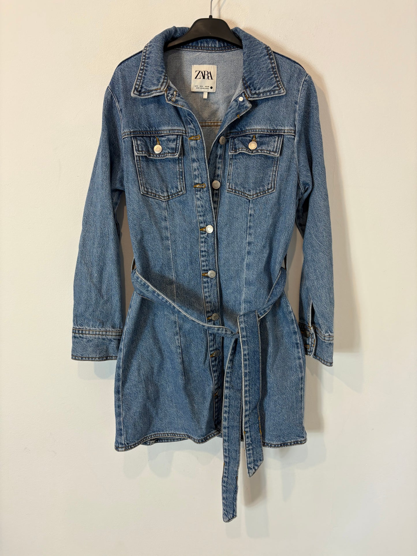 ZARA. Vestido corto denim abotonado T.s