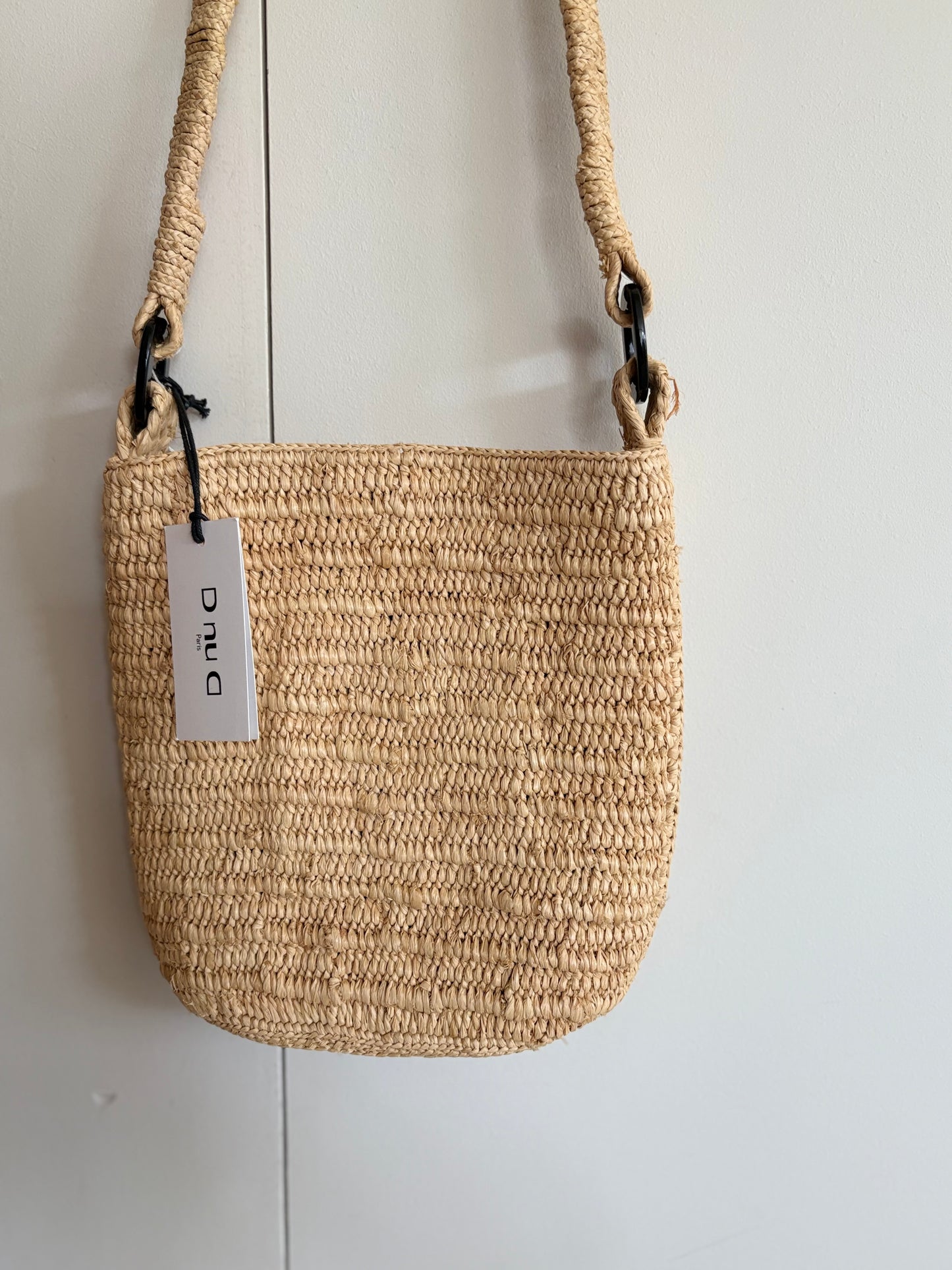 DnuA. Bolso rafia asa larga