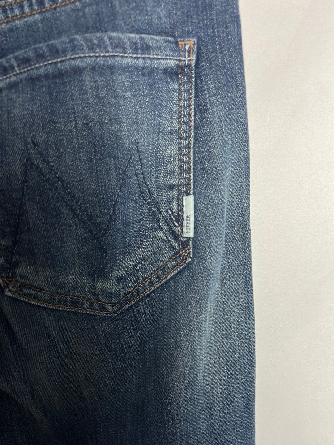 MOTHER. Pantalón denim recto fino. T 26(36)