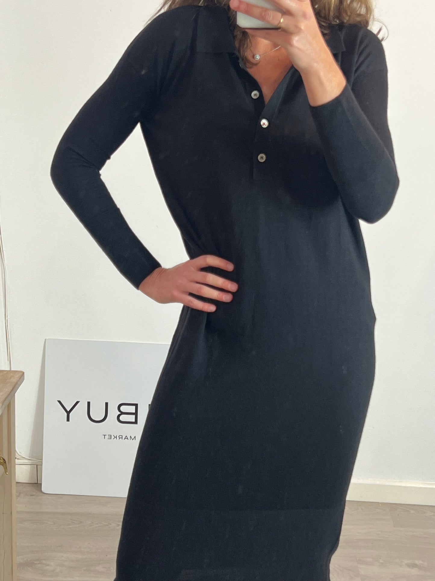 SHON MOTT. Vestido negro cashmere T.u(s)