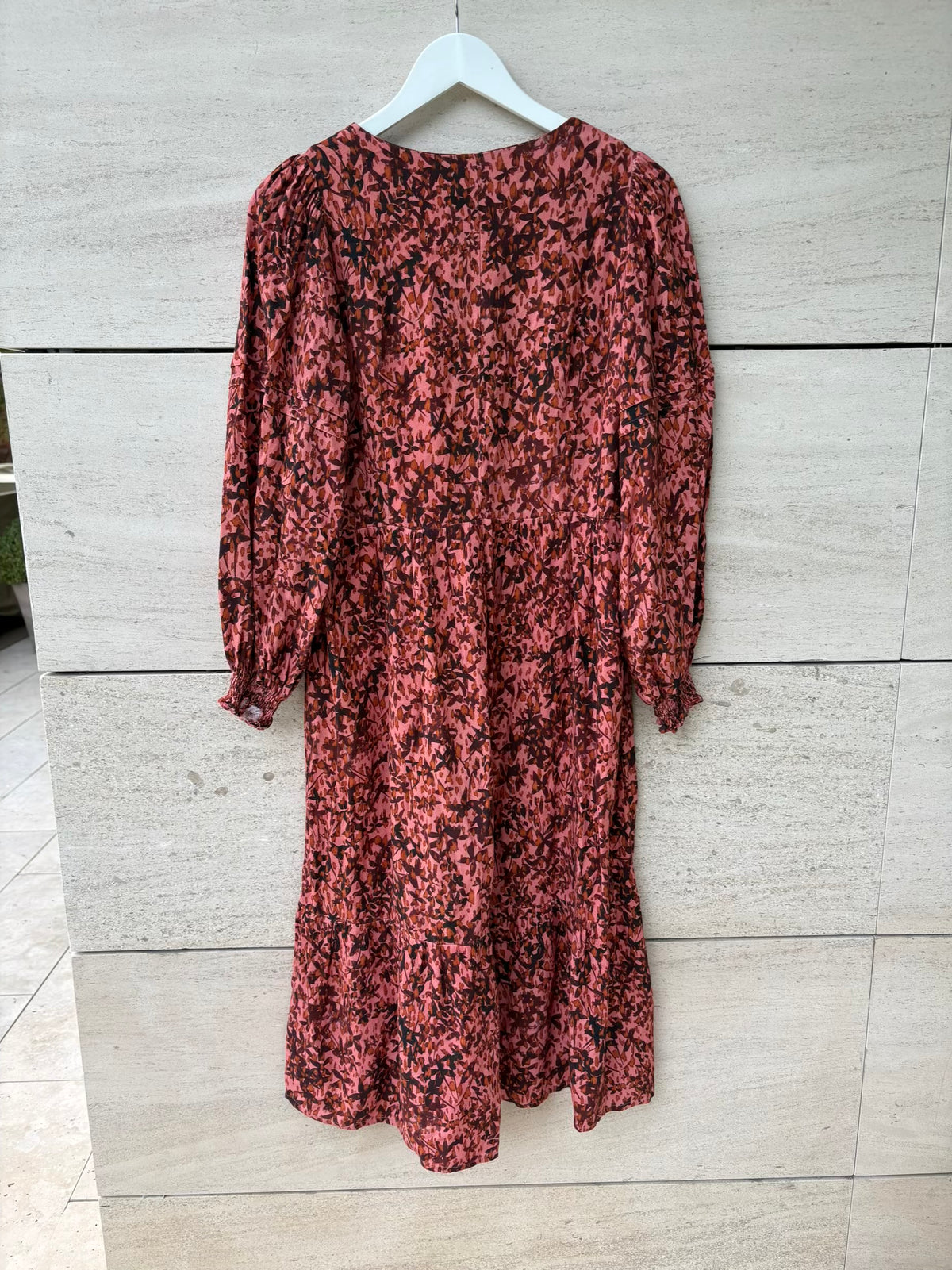 MAGNOLYA. Vestido midi estampado bolsillos