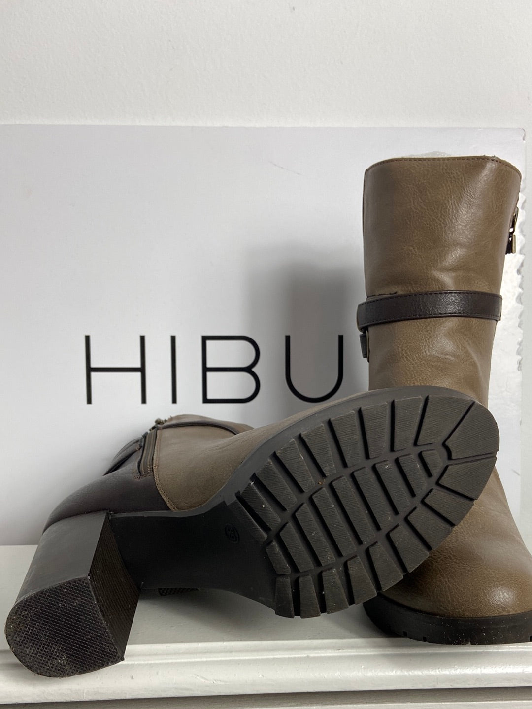 MARIAMARE. Two-tone brown ankle boots size 39