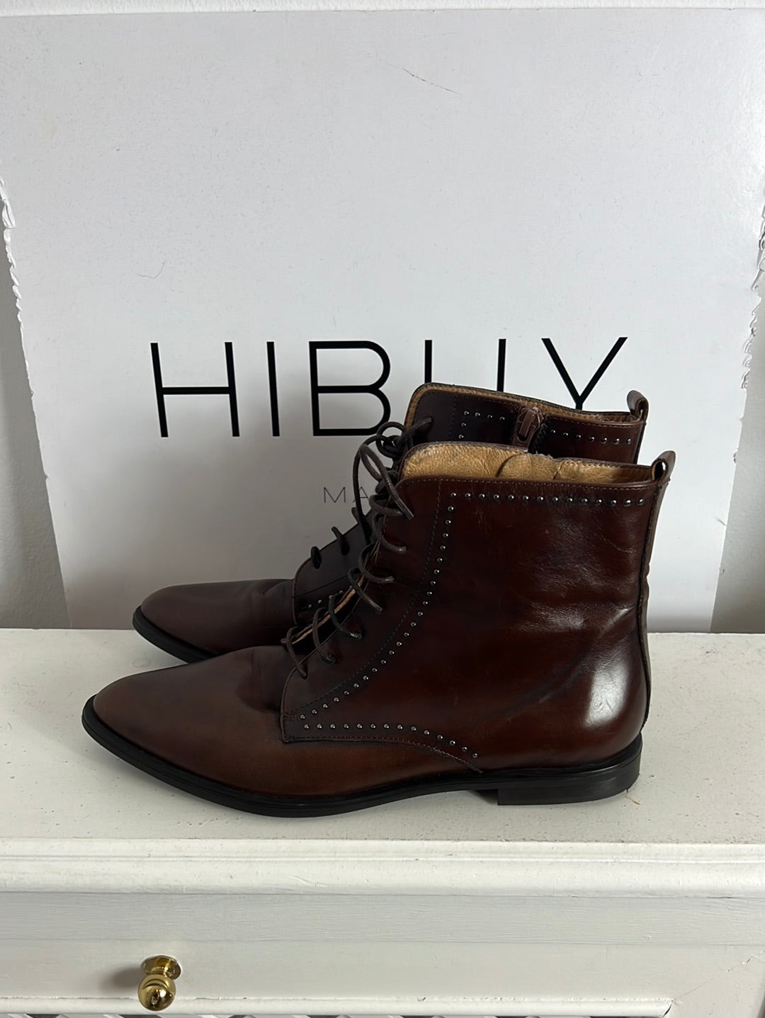 HOBBY. Botines piel marrones cordones. T 38