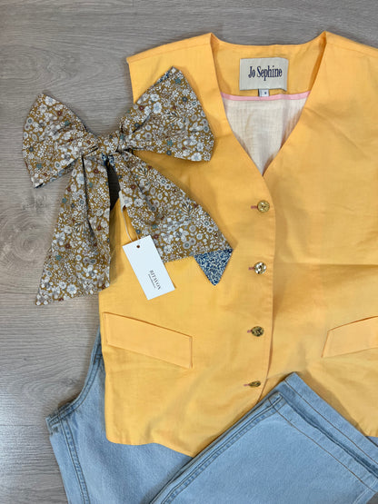 JOSEPHINE. Yellow Vest Ts