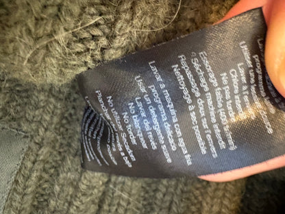 ZADIG&VOLTAIRE. Gorro verde alpaca