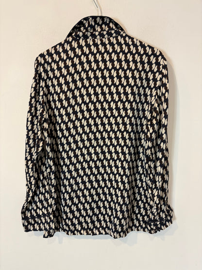 ZARA. Black stretch knit top. TL