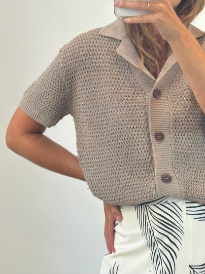 ZARA. Tan open-knit top. TS/M