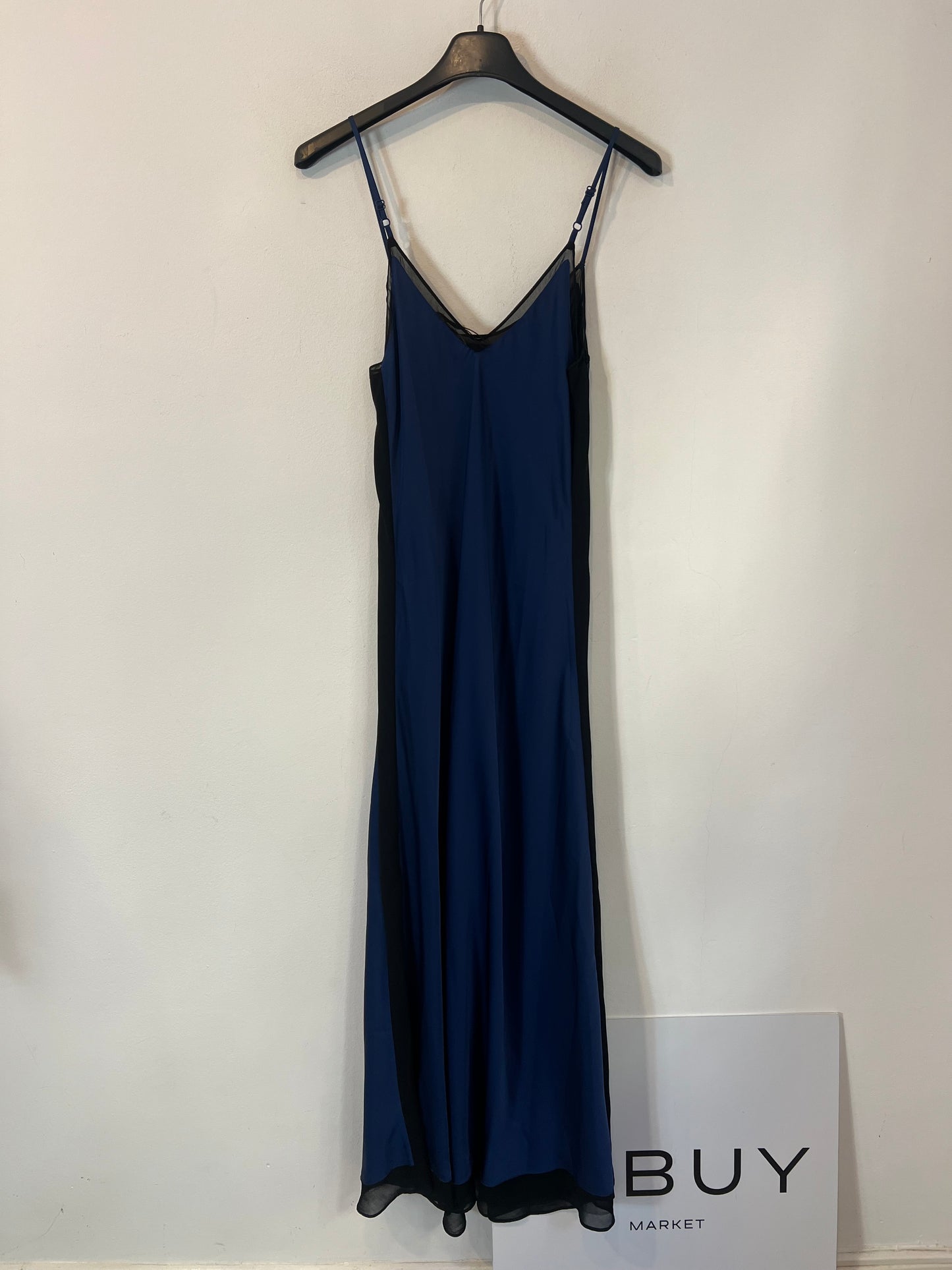 NÍCOLI. Vestido largo satinado azul . T S