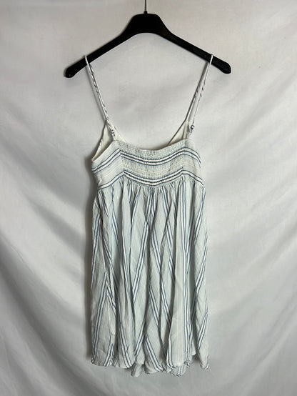 H&amp;M. Short striped dress size 34