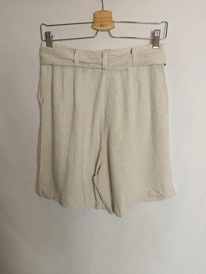 WHITE&amp;ONE. Flowy beige trousers Tm 