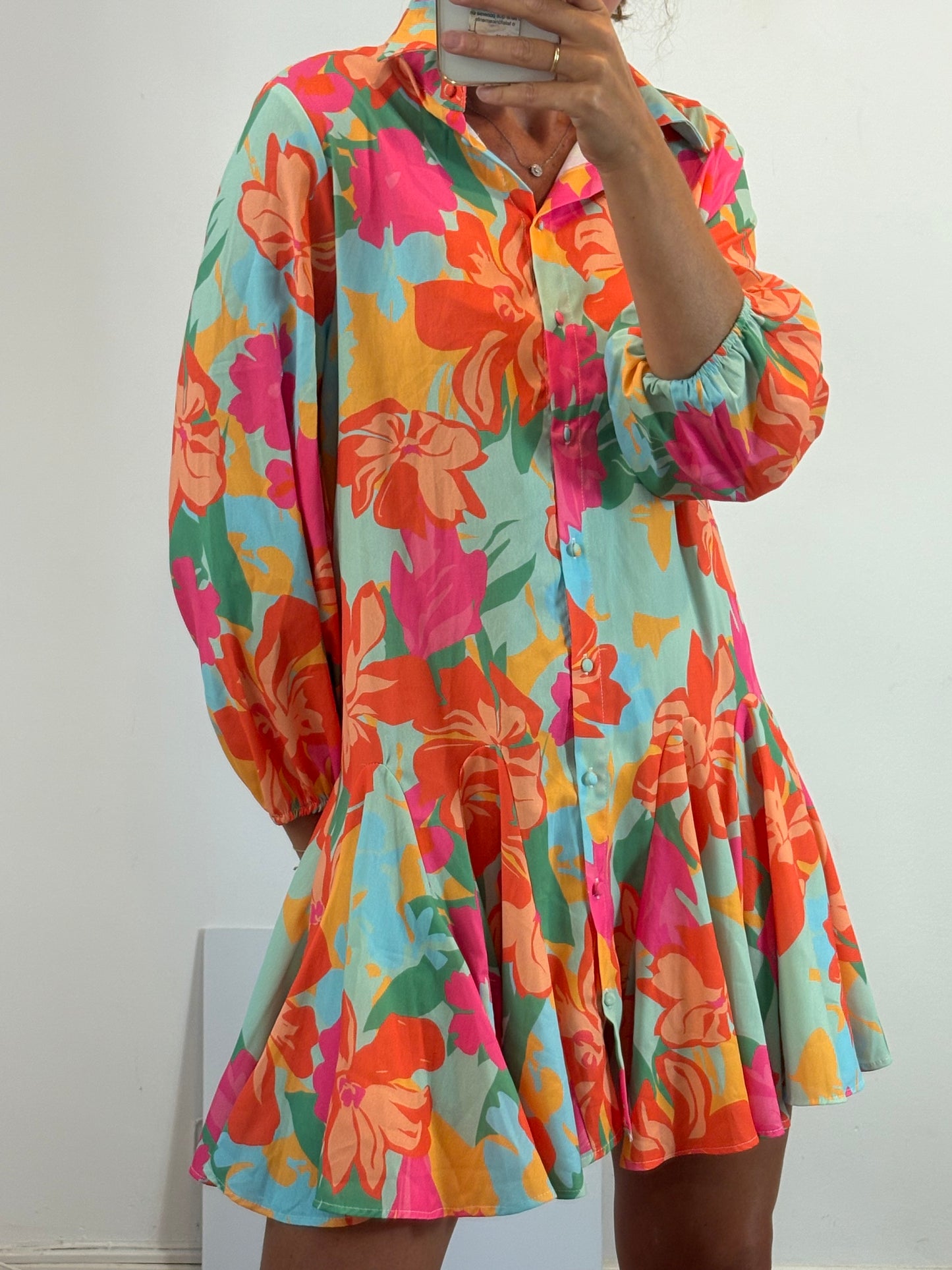 LILY ROSE. Vestido vuelo fucsias. T L