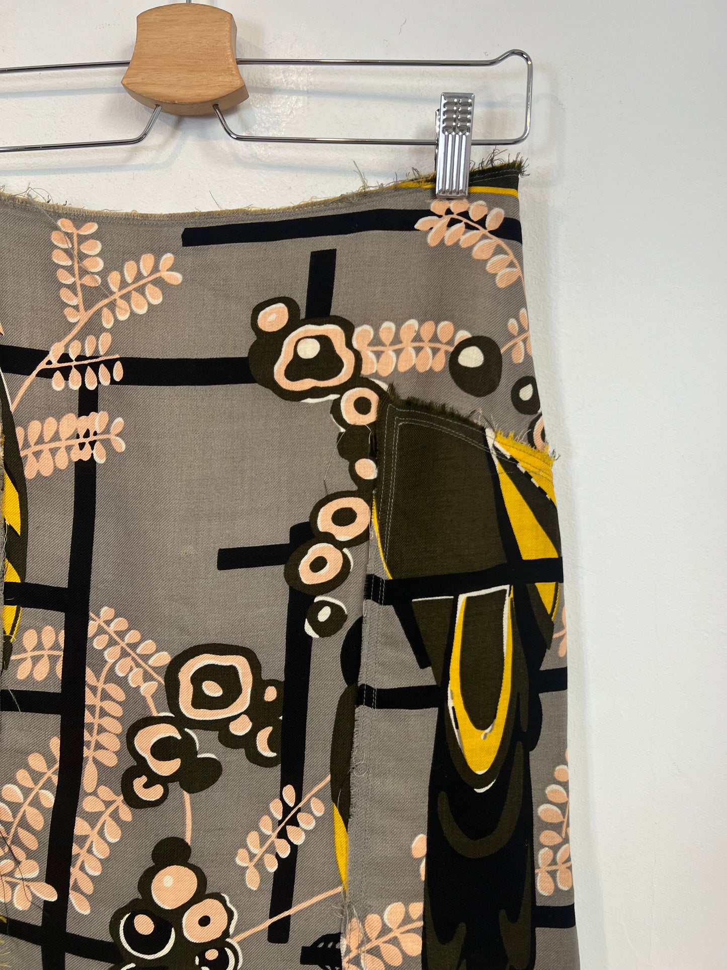 PAUL SMITH. Falda estampado con lana. T 40 (S)