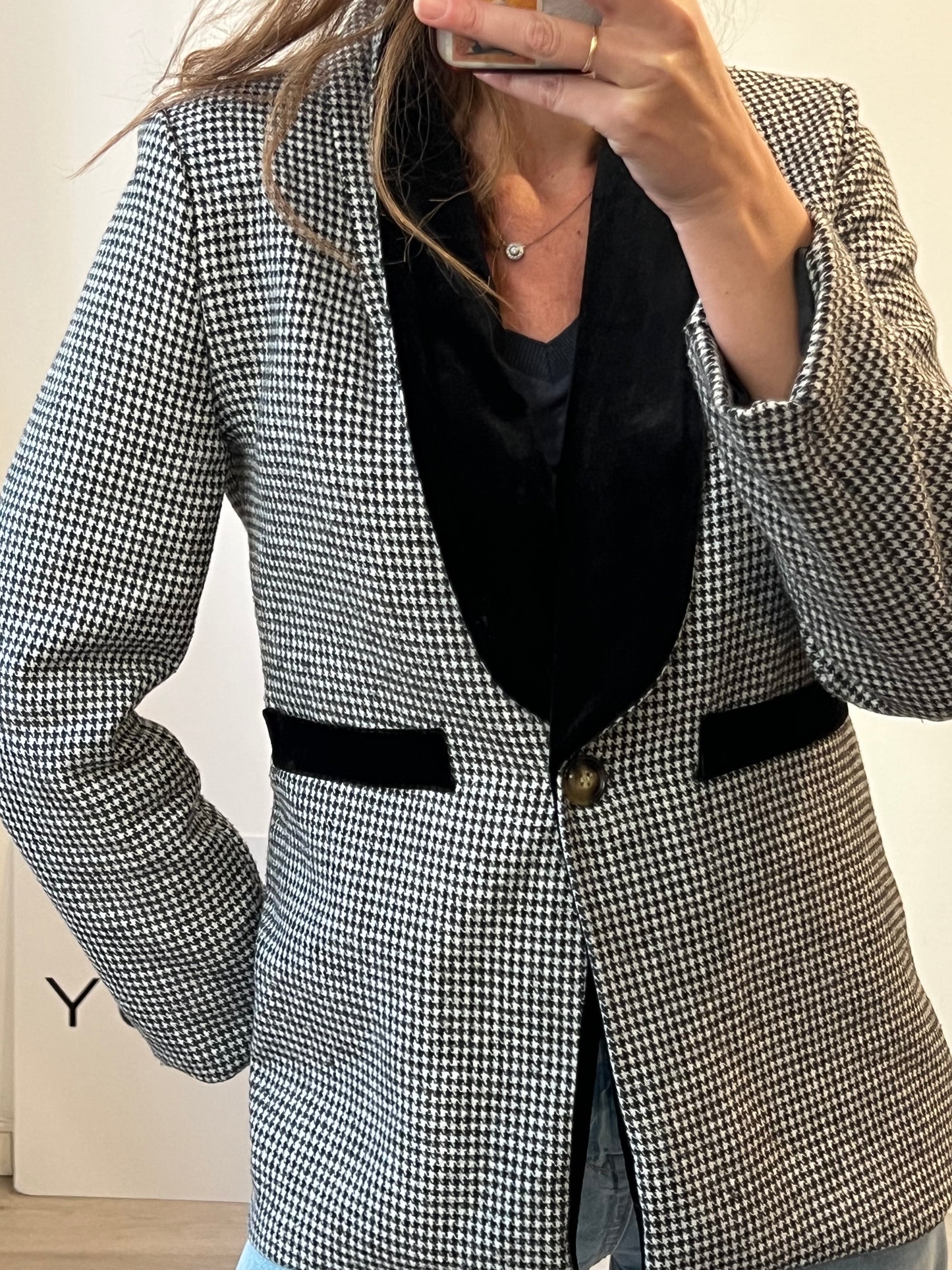 OTRAS. Chaqueta pata de gallo solapa terciopelo. T M