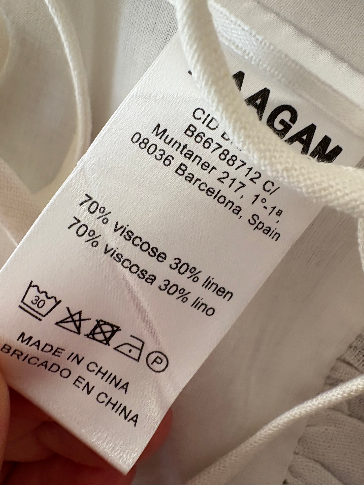 LAAGAM. Top blanco volantes con lino. T S